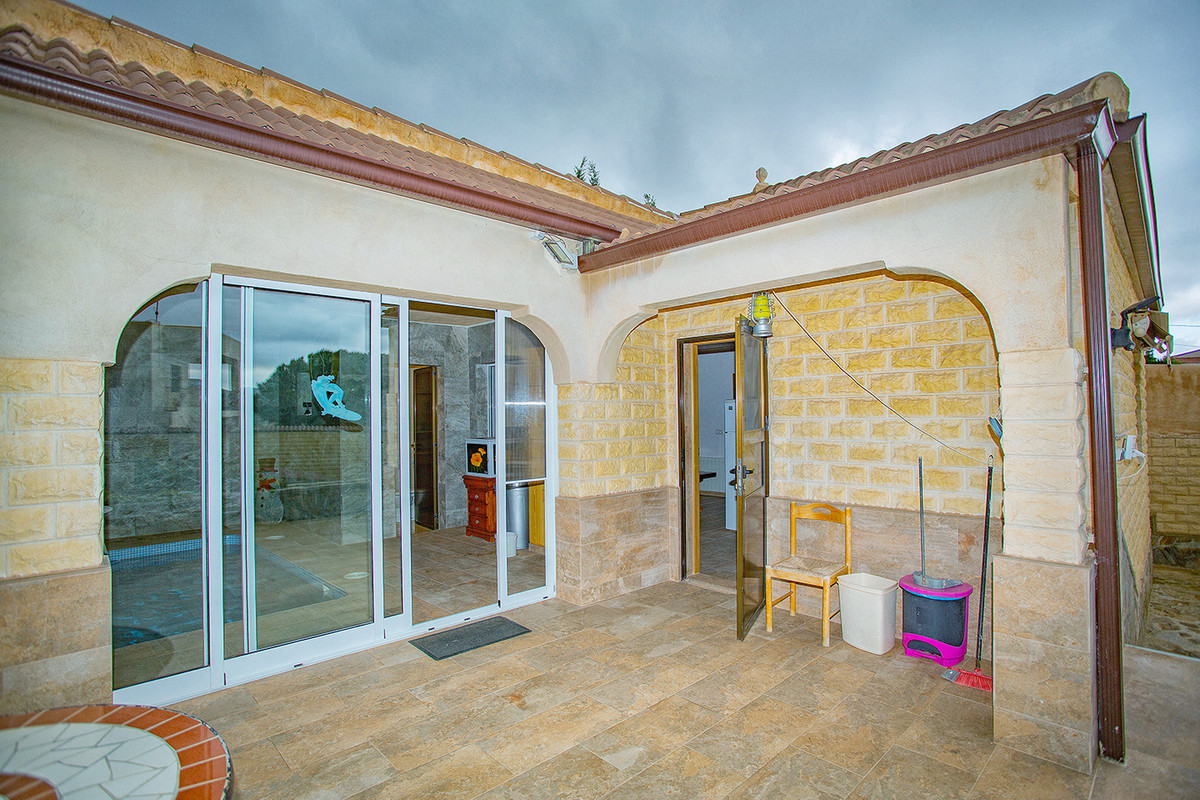 Vrijstaande Villa te koop in Elche | 3 slaapkamers H5295325