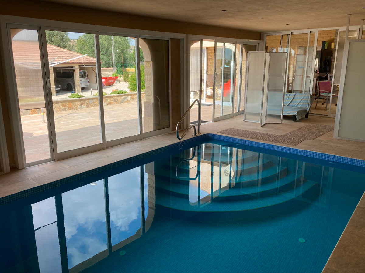 Vrijstaande Villa te koop in Elche | 3 slaapkamers H5295325