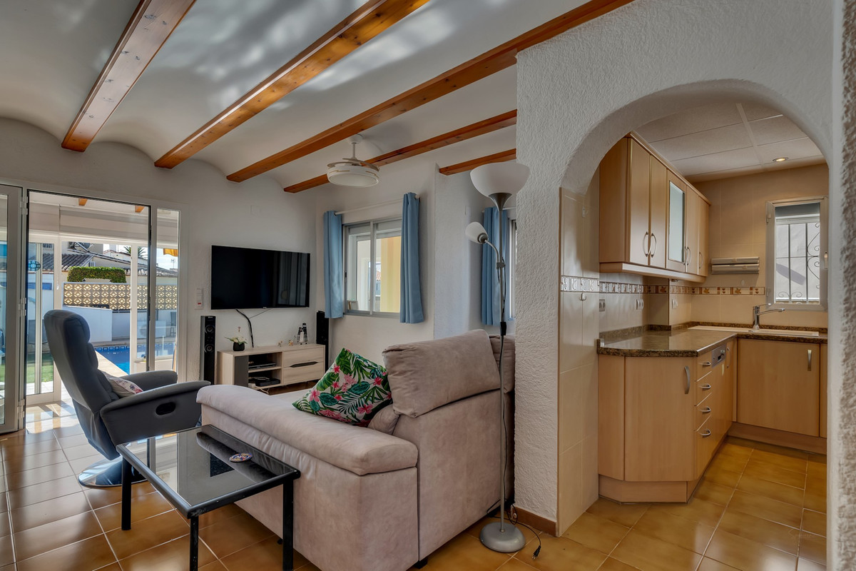 Huis te koop in Els Poblets | 4 slaapkamers H5473315