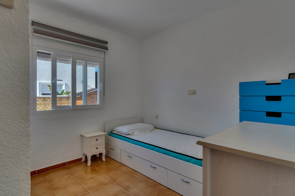 Huis te koop in Els Poblets | 4 slaapkamers H5473315