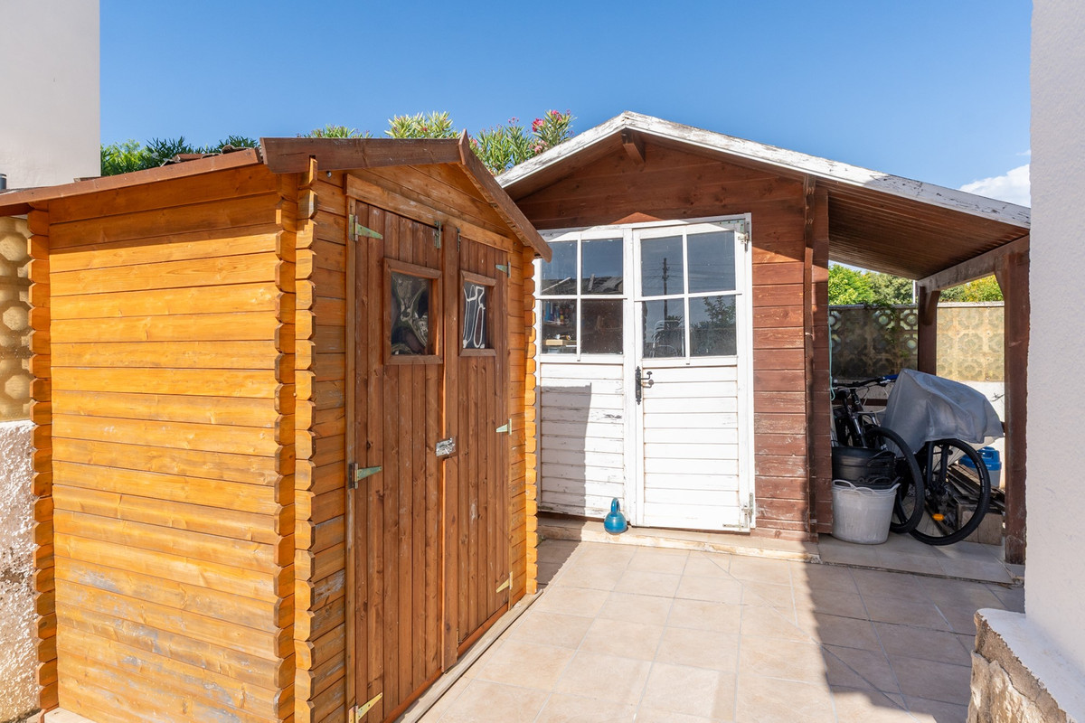 Huis te koop in Els Poblets | 4 slaapkamers H5473315