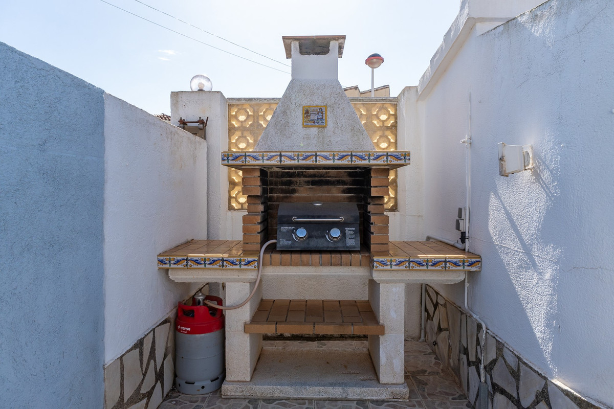 Huis te koop in Els Poblets | 4 slaapkamers H5473315