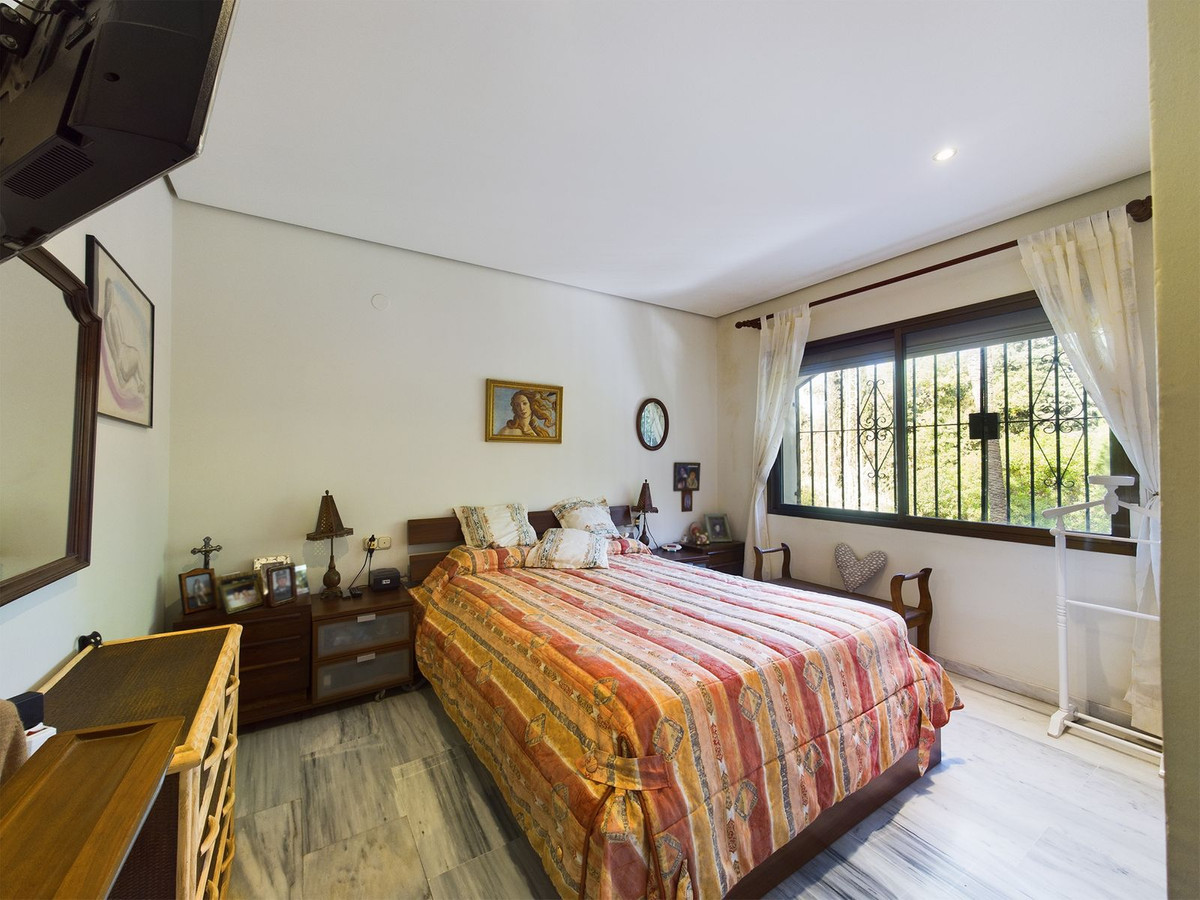 Appartement te koop in Elviria | 3 slaapkamers H4164577
