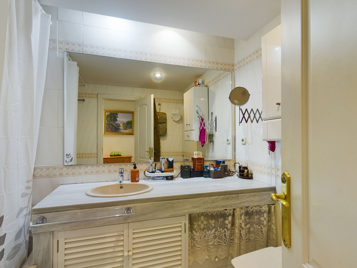 Appartement te koop in Elviria | 3 slaapkamers H4164577