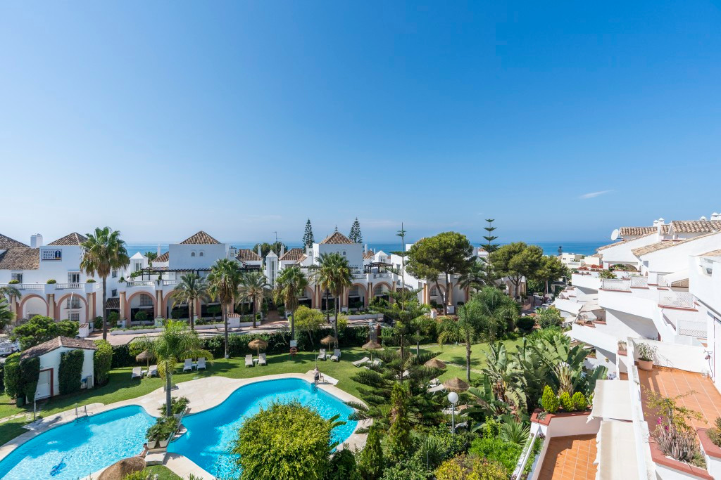 Penthouse Duplex te koop in Elviria | 3 slaapkamers H4648744