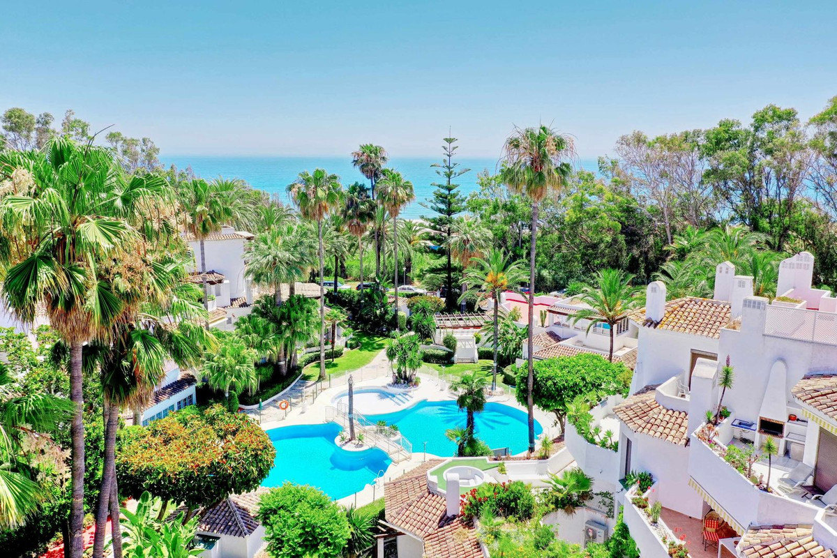 Tussenverdieping Appartement in Elviria-18