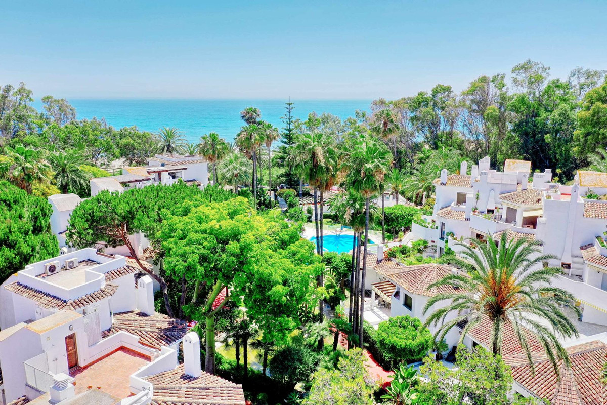 Tussenverdieping Appartement in Elviria-22