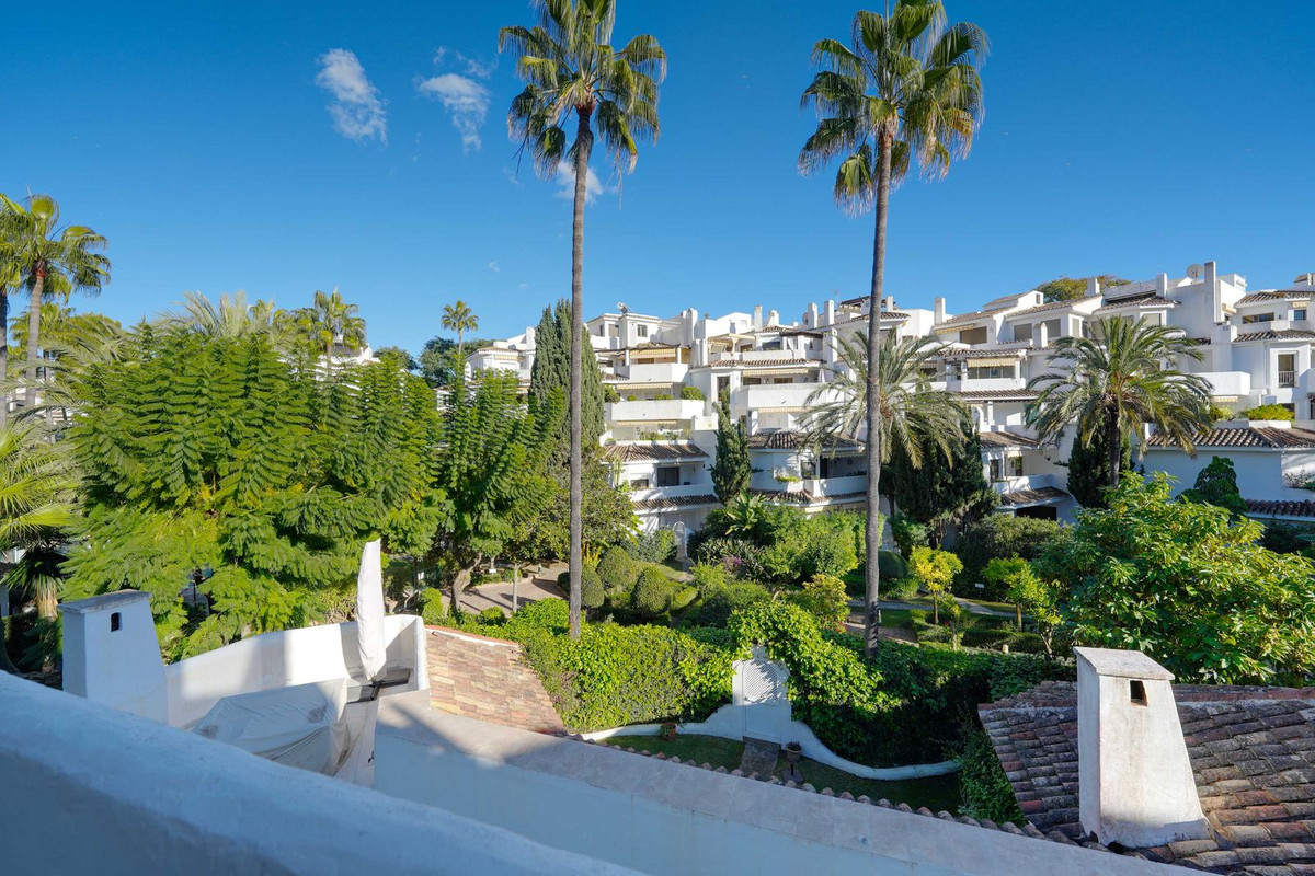 Tussenverdieping Appartement in Elviria-30