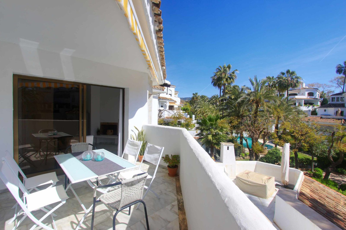 Tussenverdieping Appartement in Elviria-37