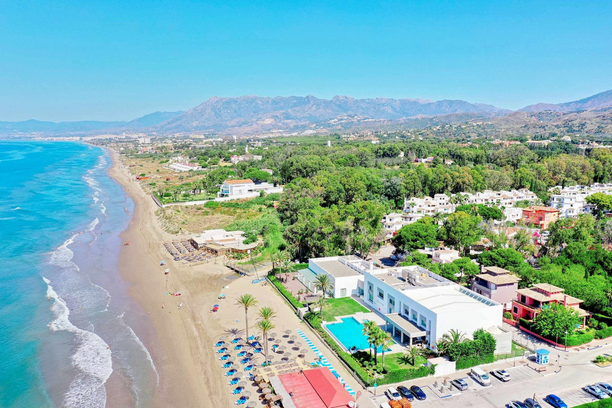 Tussenverdieping Appartement in Elviria-4