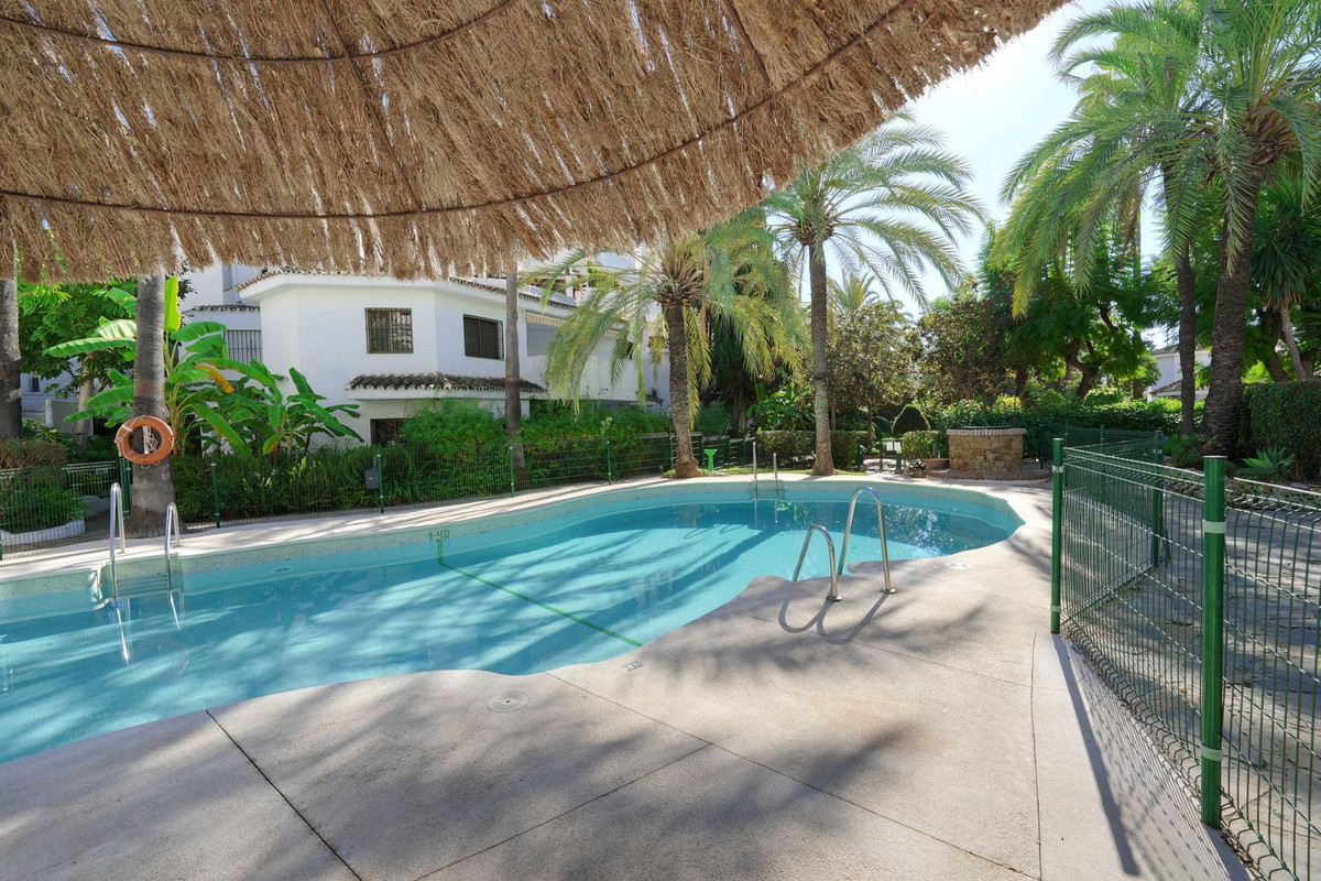 Tussenverdieping Appartement in Elviria-42