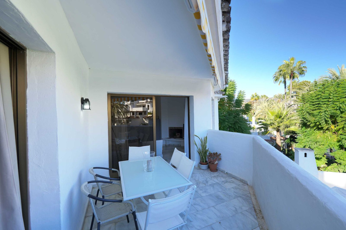 Tussenverdieping Appartement in Elviria-7