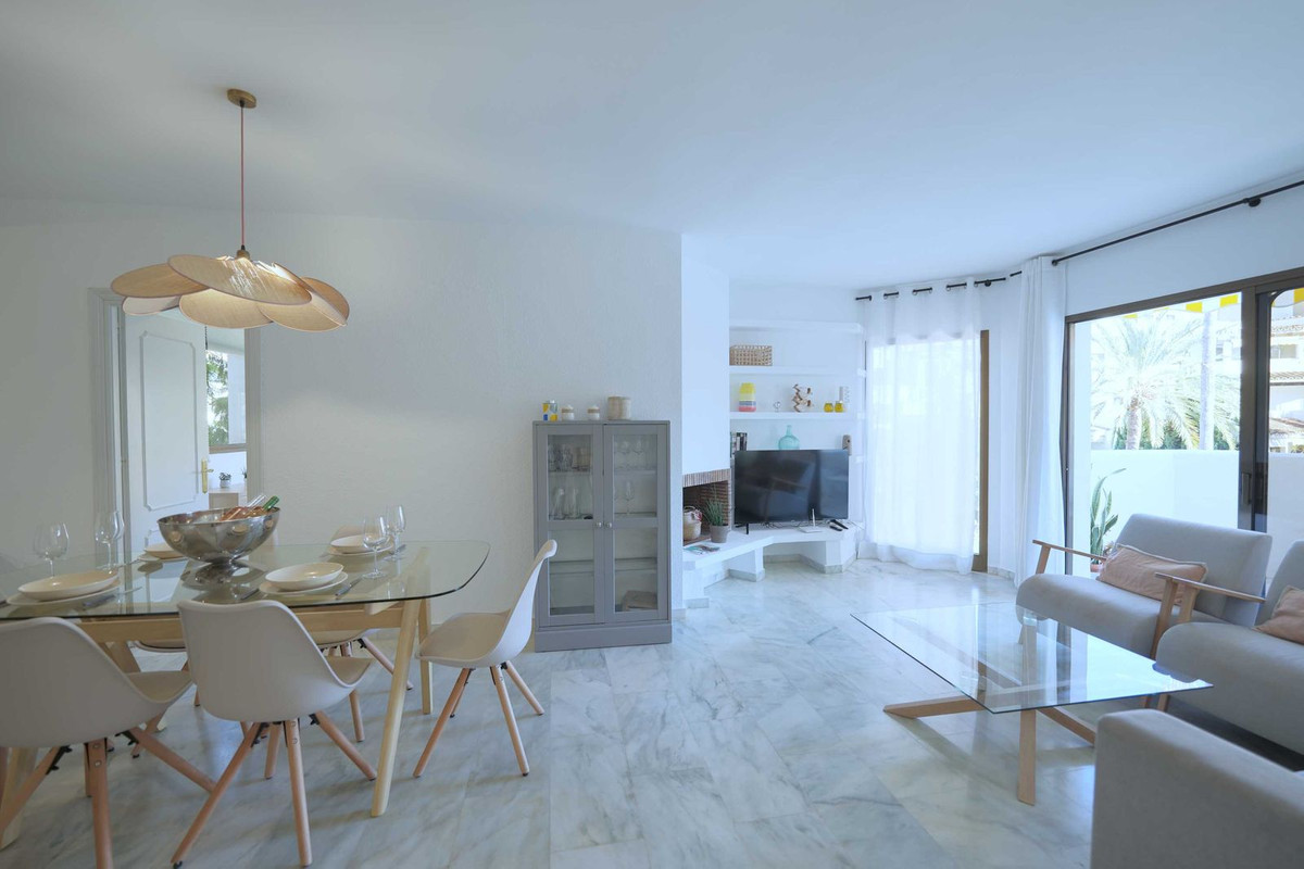 Tussenverdieping Appartement in Elviria-8