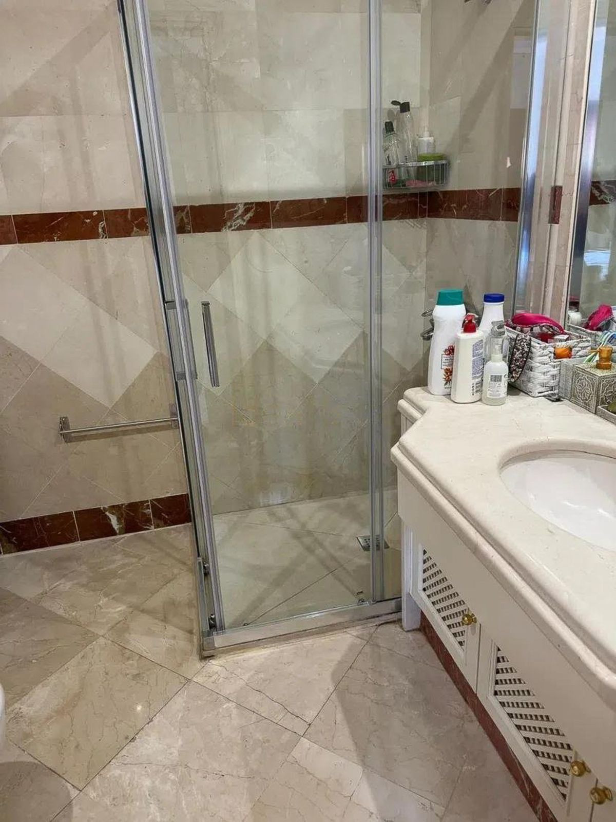 Appartement te koop in Elviria | 3 slaapkamers H4849144