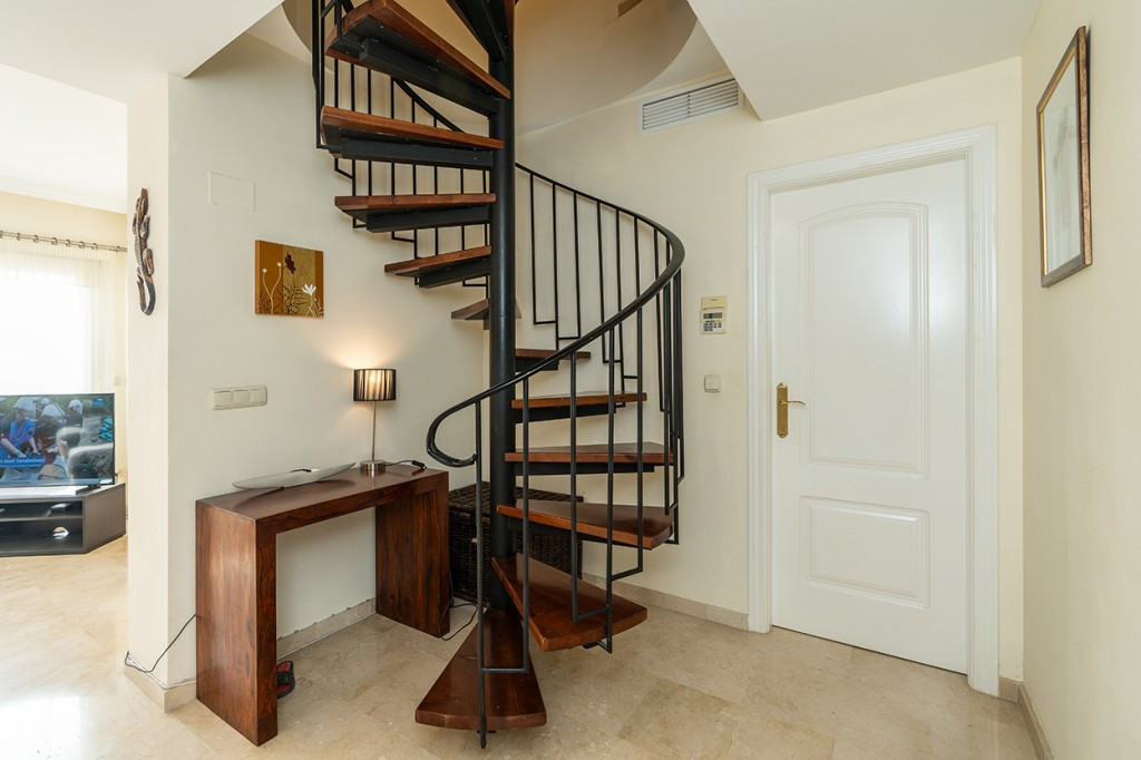 Penthouse Duplex te koop in Elviria | 2 slaapkamers H4892365