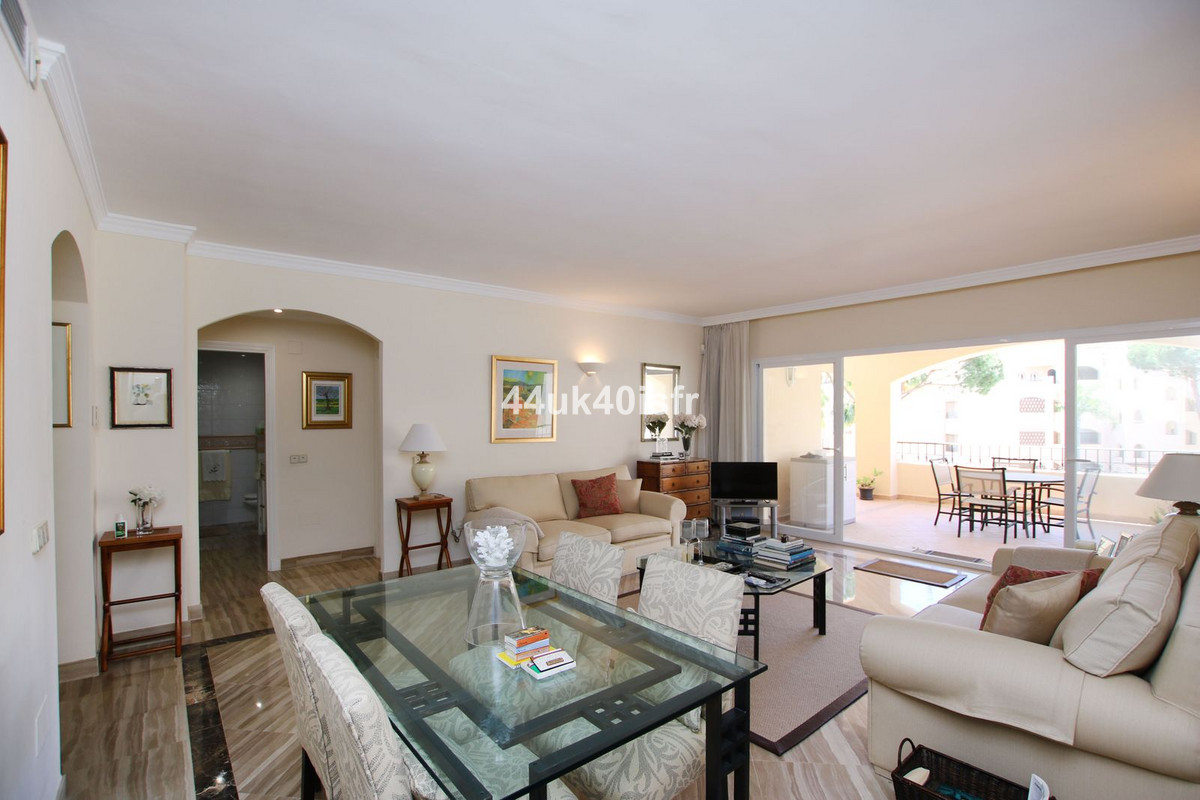 Tussenverdieping Appartement in Elviria-10