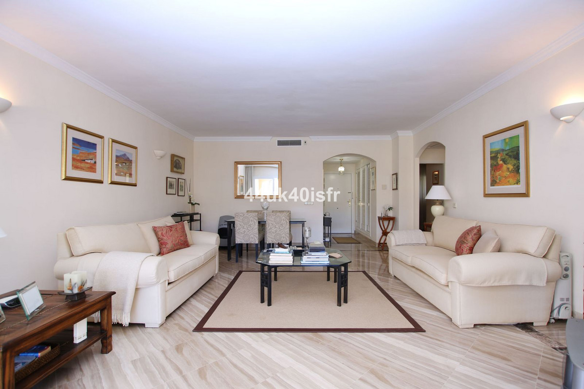 Tussenverdieping Appartement in Elviria-13