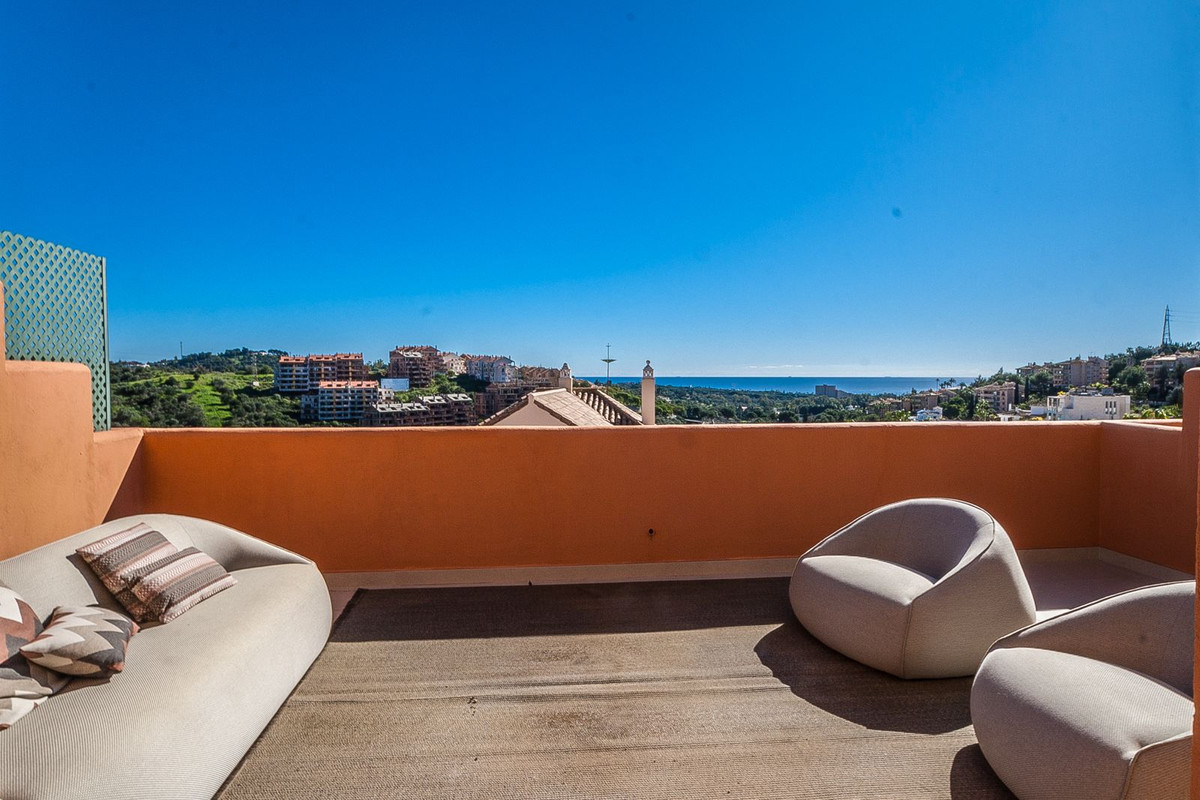 Penthouse Duplex in Elviria-18