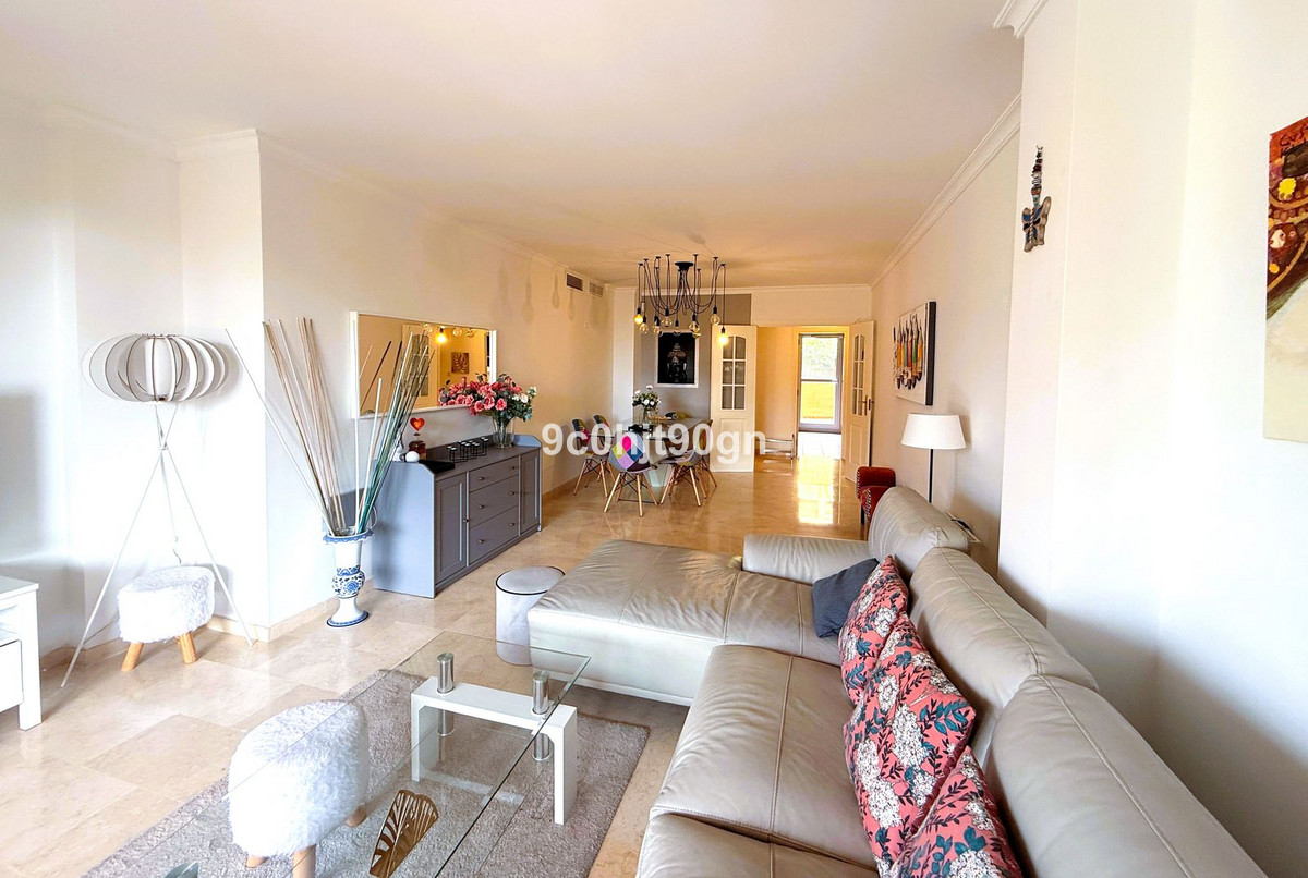 Tussenverdieping Appartement in Elviria-11