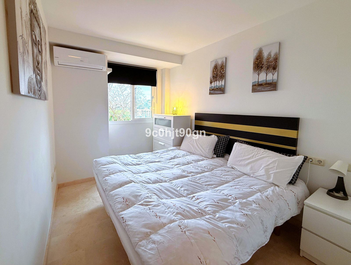 Tussenverdieping Appartement in Elviria-13