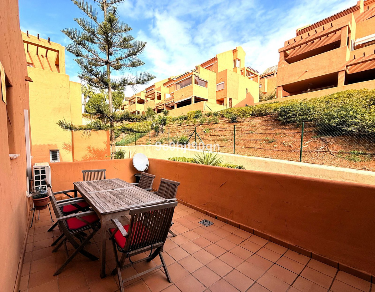 Tussenverdieping Appartement in Elviria-5