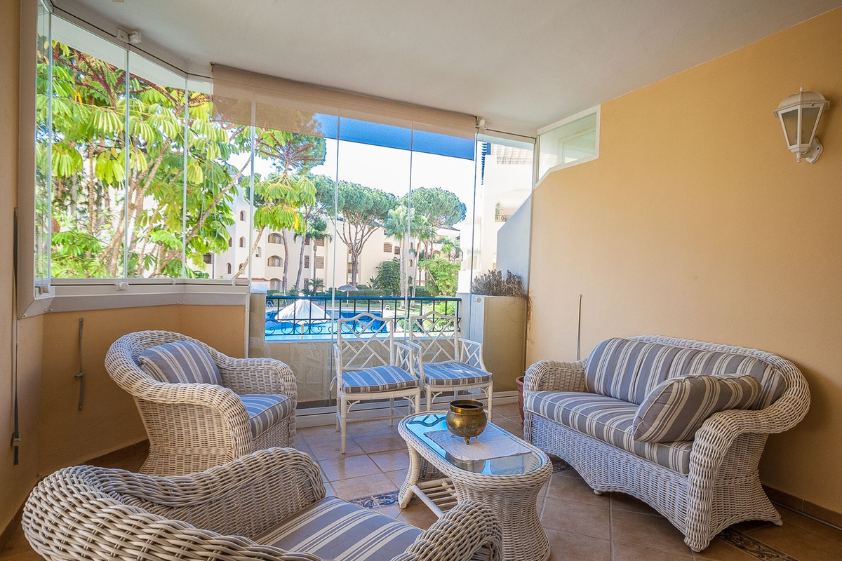 Tussenverdieping Appartement in Elviria-9