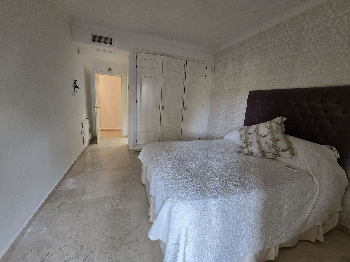 Begane grond appartement in Elviria-22