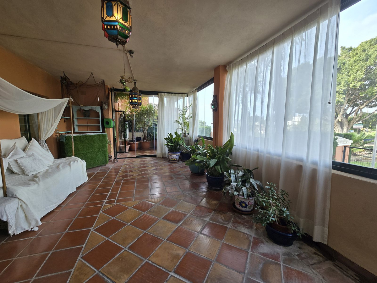 Begane grond appartement in Elviria-28
