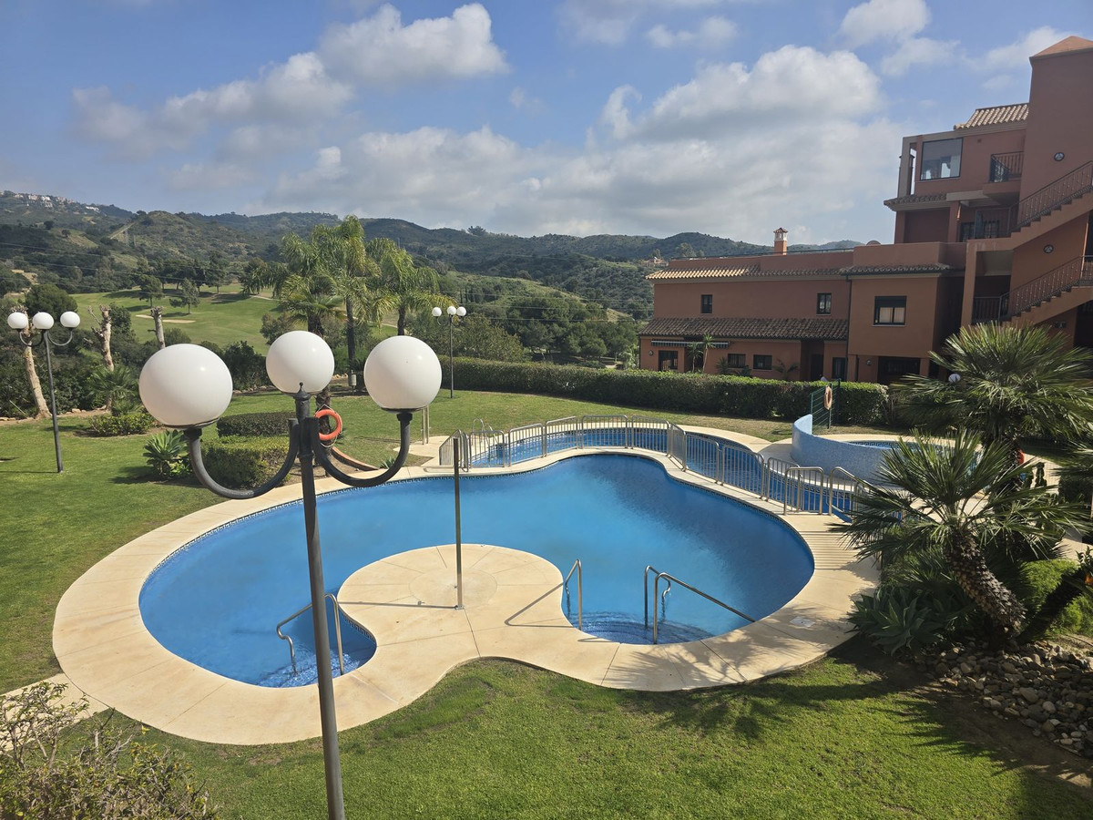 Begane grond appartement in Elviria-3