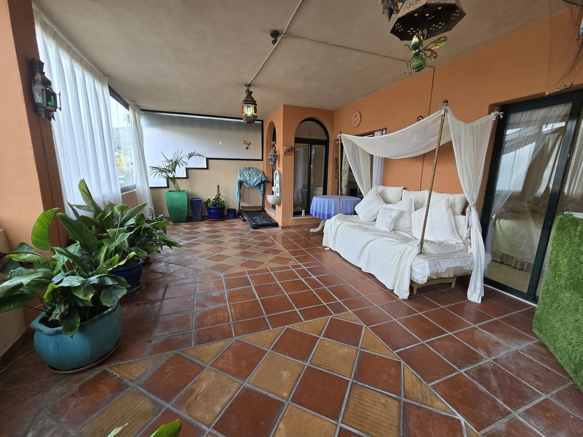 Begane grond appartement in Elviria-8