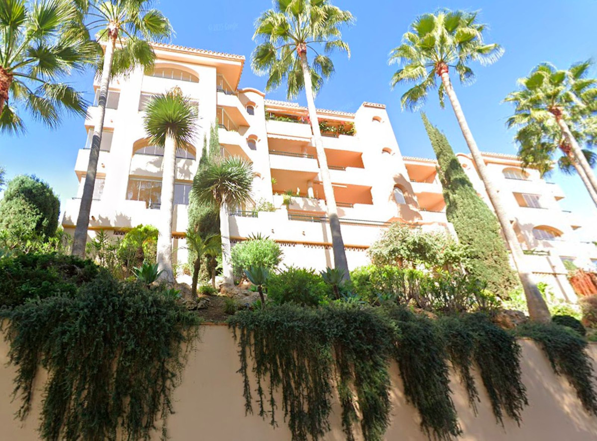 Tussenverdieping Appartement in Elviria-1