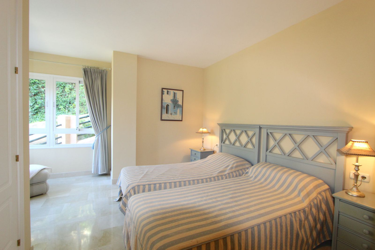 Tussenverdieping Appartement in Elviria-24