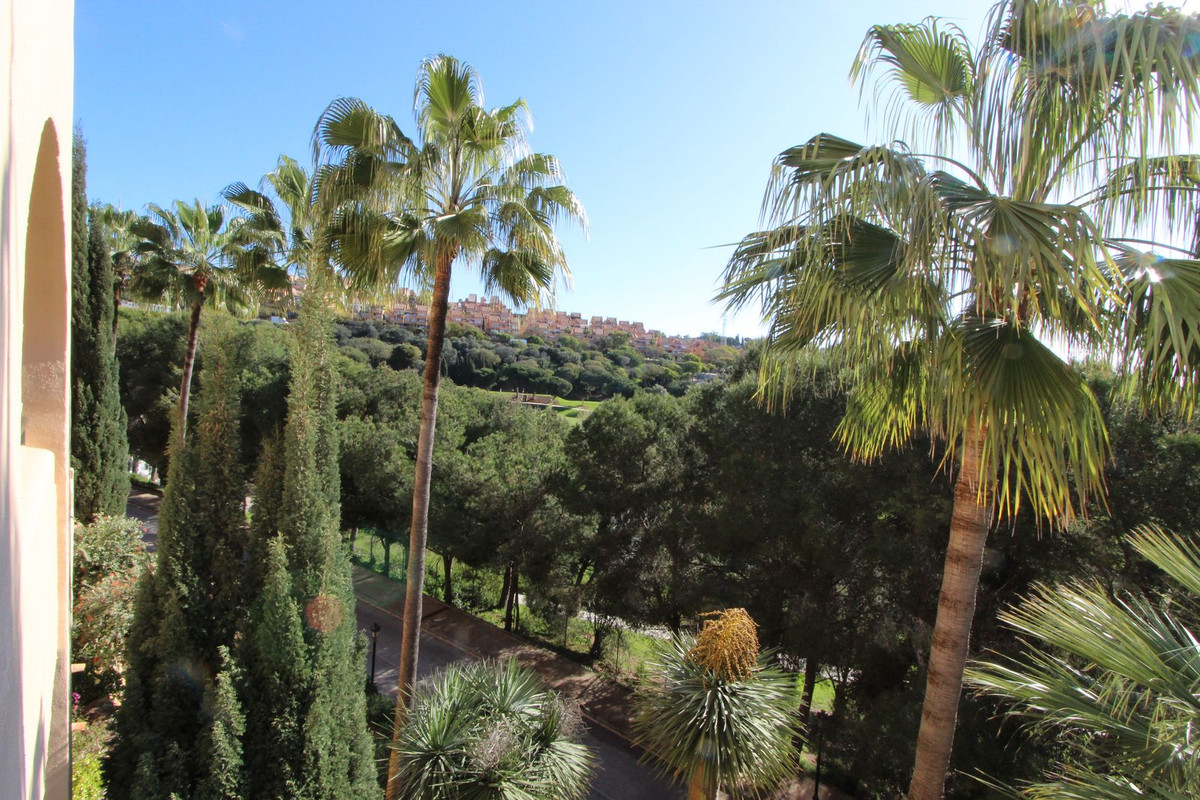 Tussenverdieping Appartement in Elviria-30