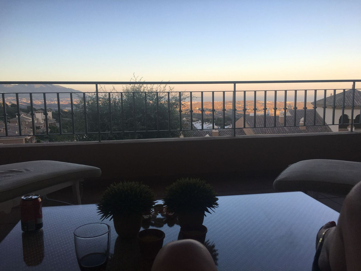 Tussenverdieping Appartement in Elviria-20