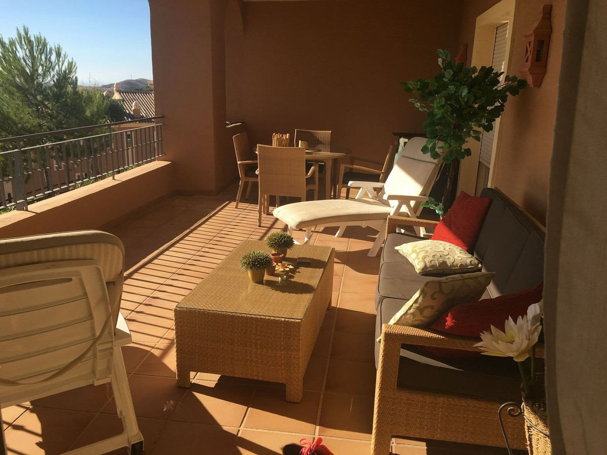 Tussenverdieping Appartement in Elviria-3