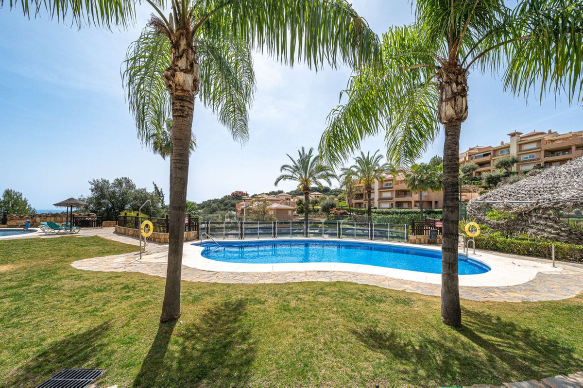 Tussenverdieping Appartement in Elviria-4