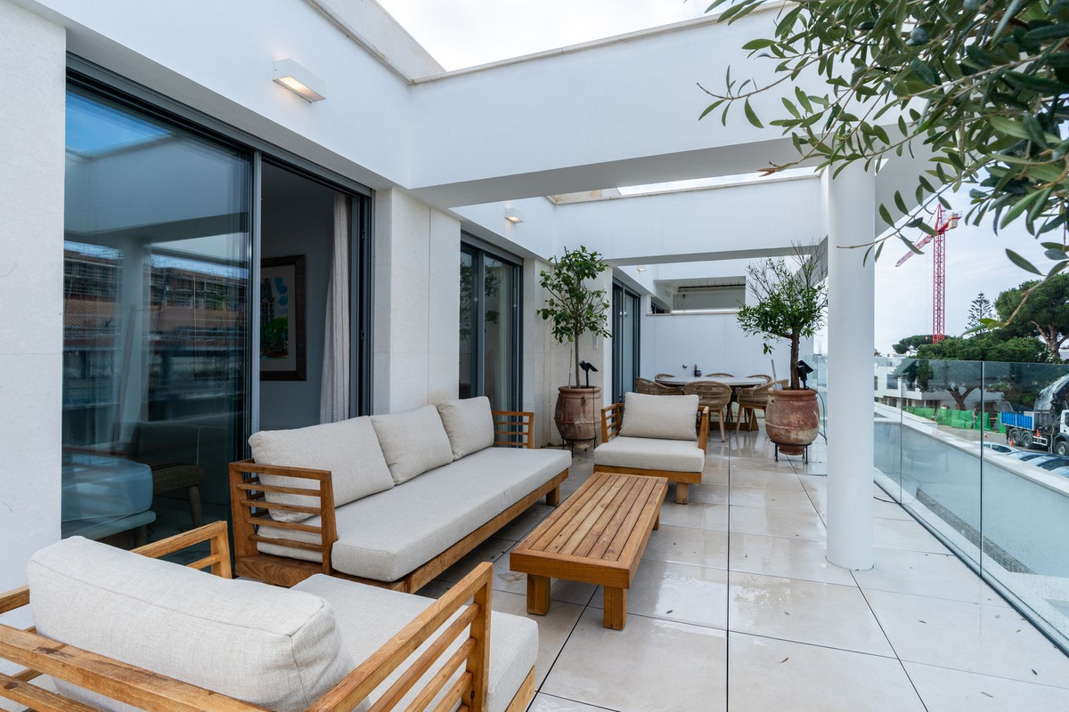 Penthouse in Elviria-22