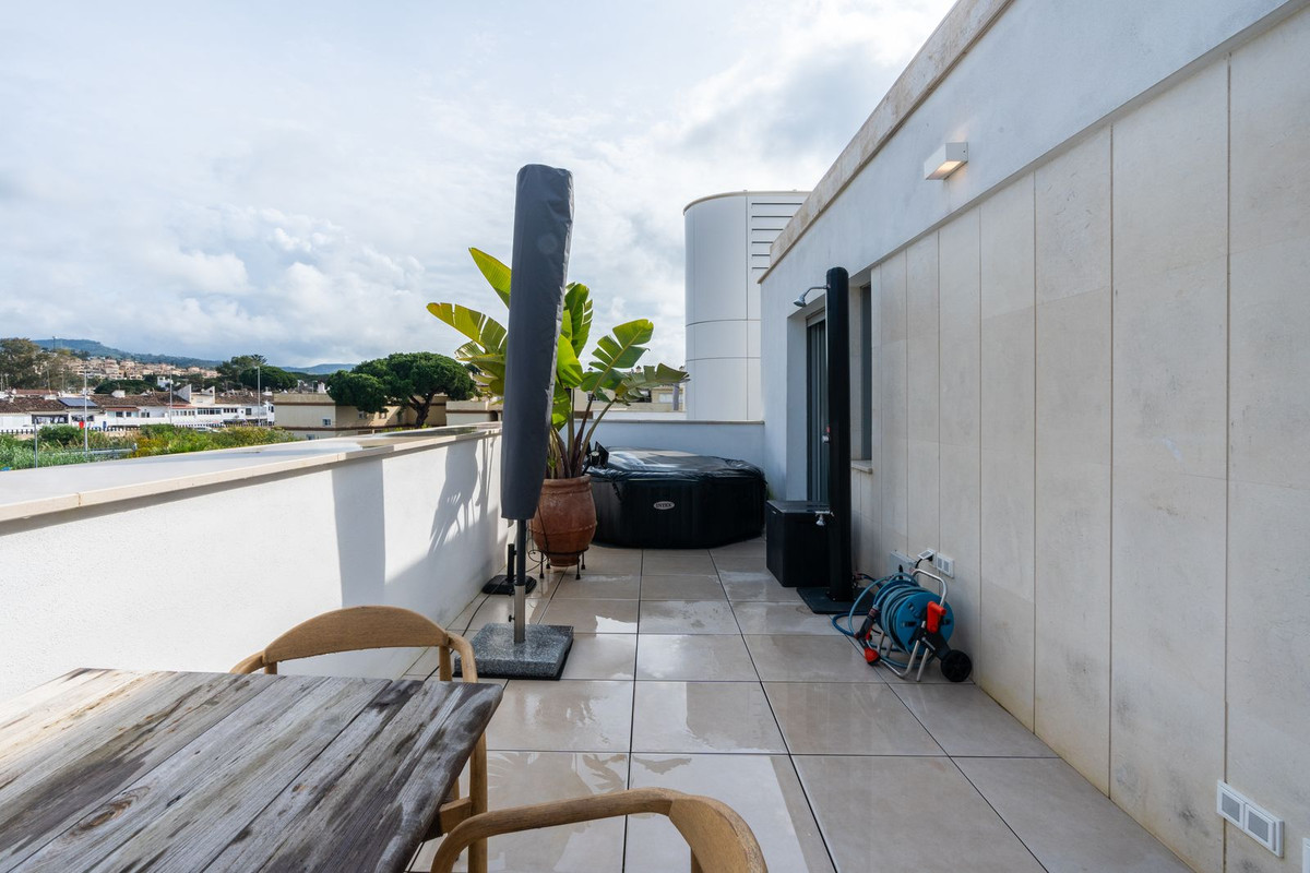 Penthouse in Elviria-23