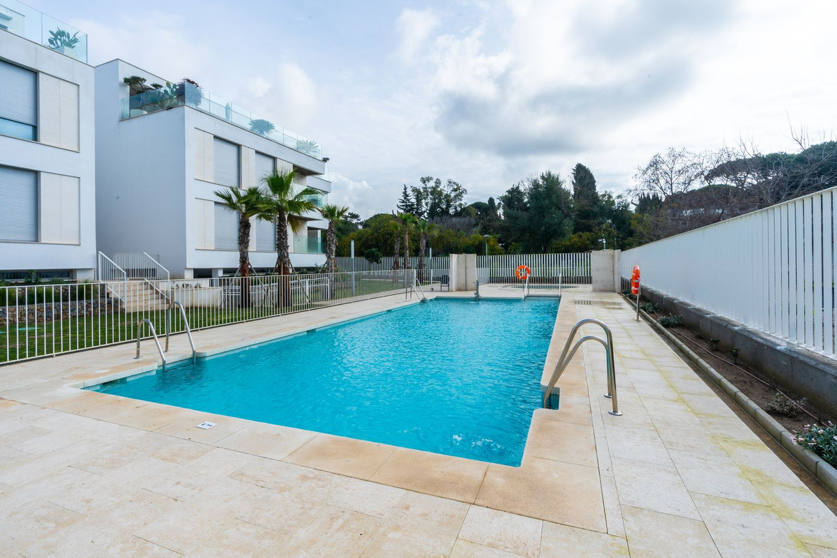 Penthouse in Elviria-24