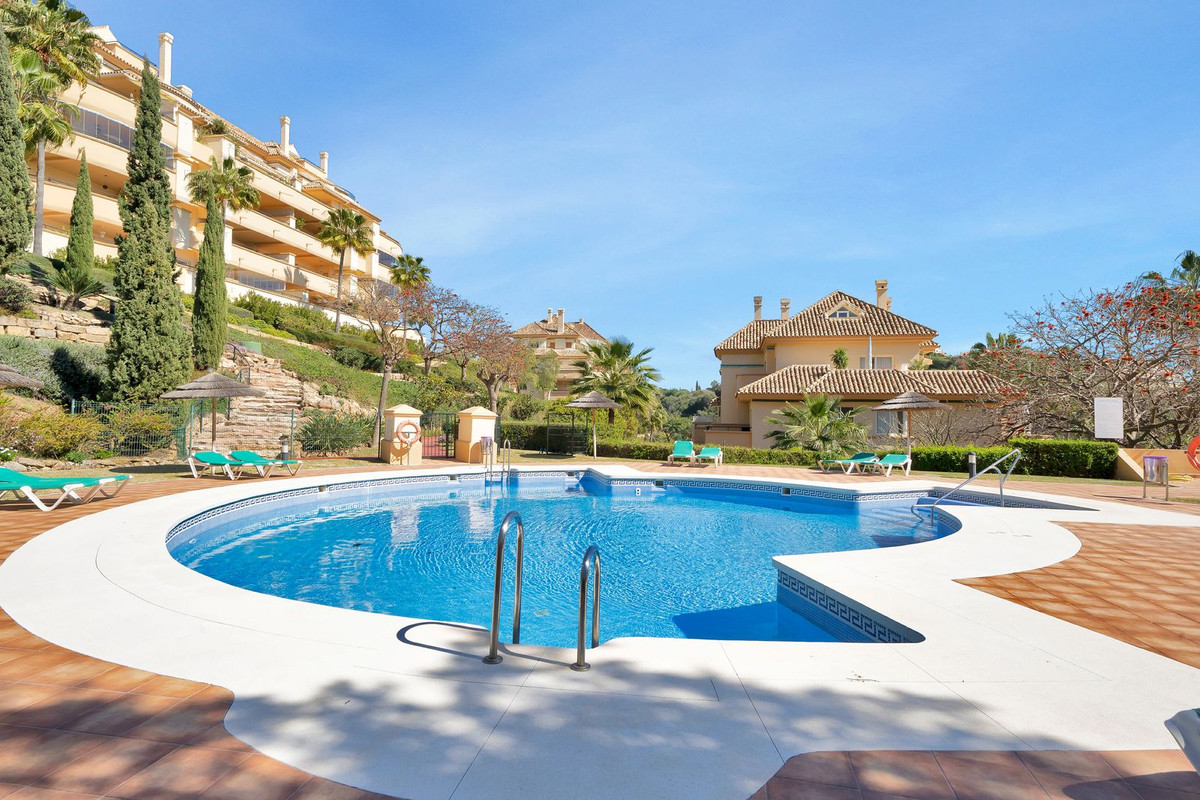 Tussenverdieping Appartement in Elviria-2