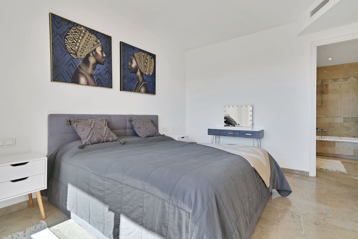 Tussenverdieping Appartement in Elviria-34