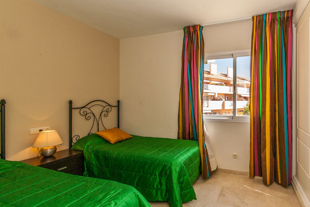 Appartement te koop in Elviria | 3 slaapkamers H5018326