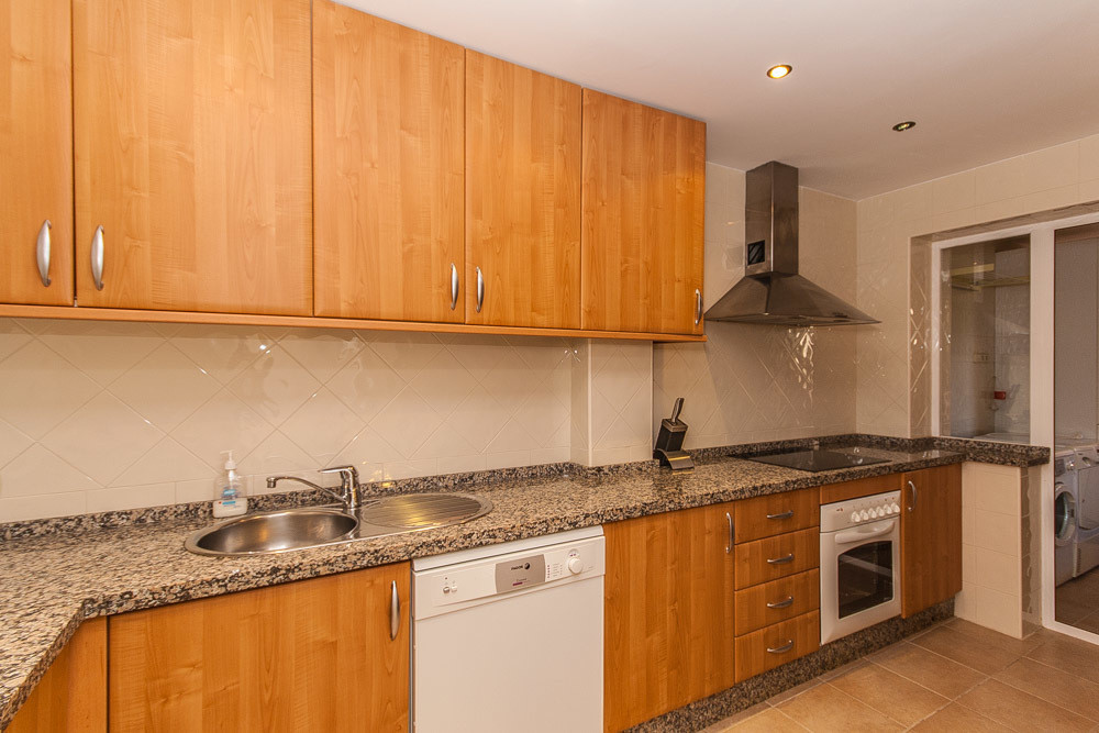 Appartement te koop in Elviria | 3 slaapkamers H5018326