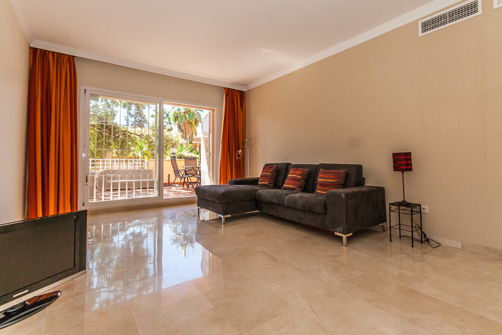 Appartement te koop in Elviria | 3 slaapkamers H5018326