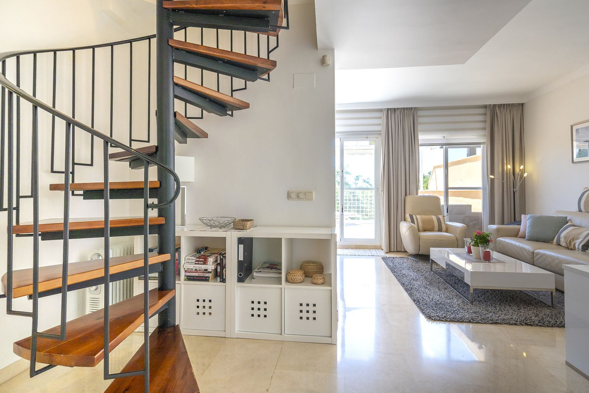 Duplex in Elviria-8