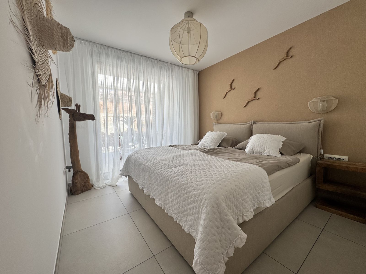 Tussenverdieping Appartement in Elviria-6