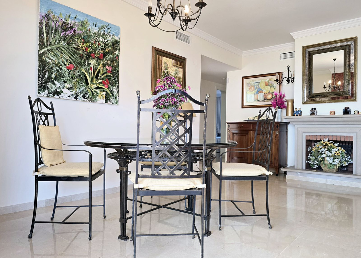 Begane grond appartement in Elviria-10