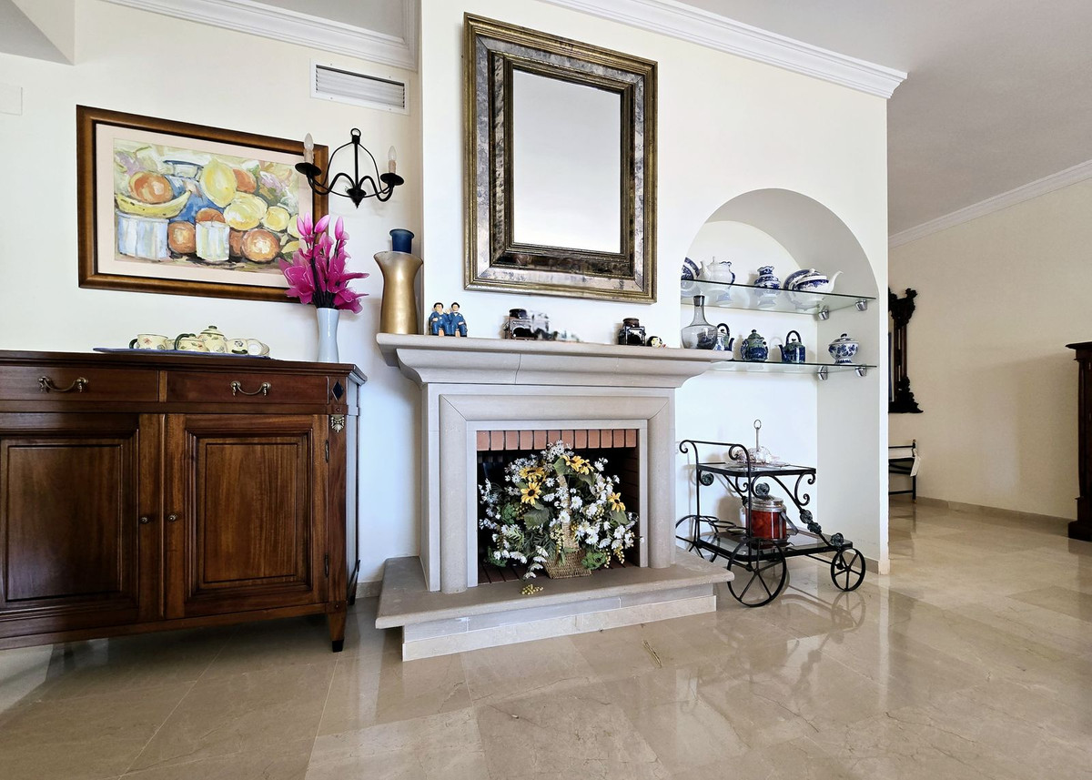 Begane grond appartement in Elviria-13