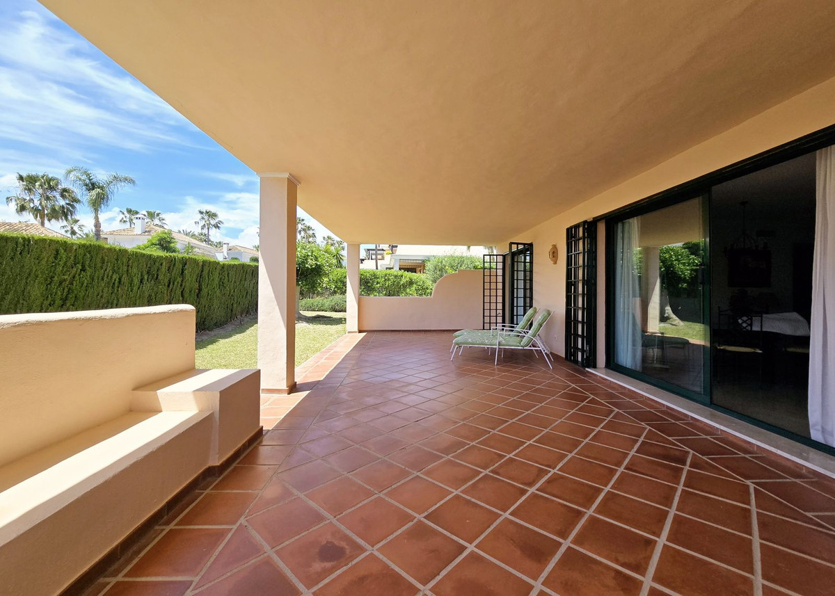 Begane grond appartement in Elviria-20