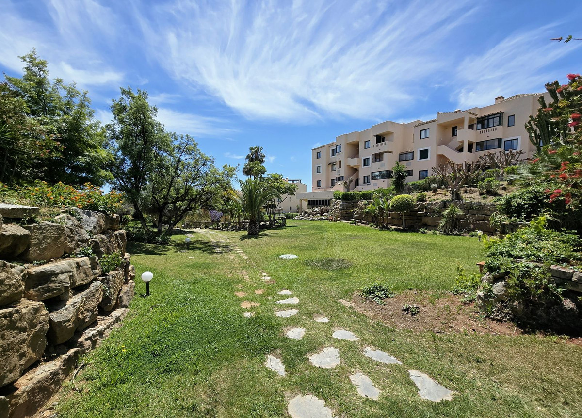Begane grond appartement in Elviria-38